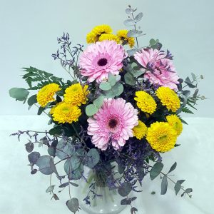 Ramo de limonium, gerberas y margaritas